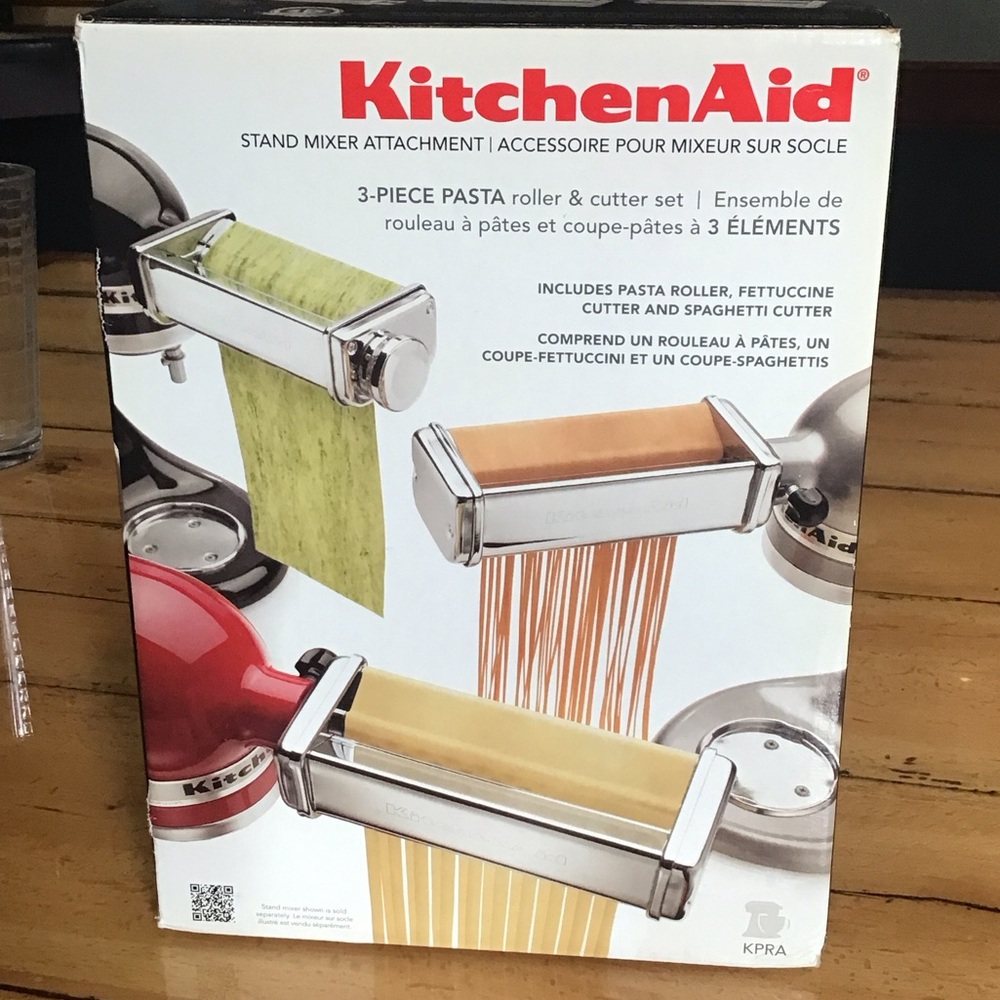 KitchenAid Silver Pasta Roller and Cutter Attachment Set